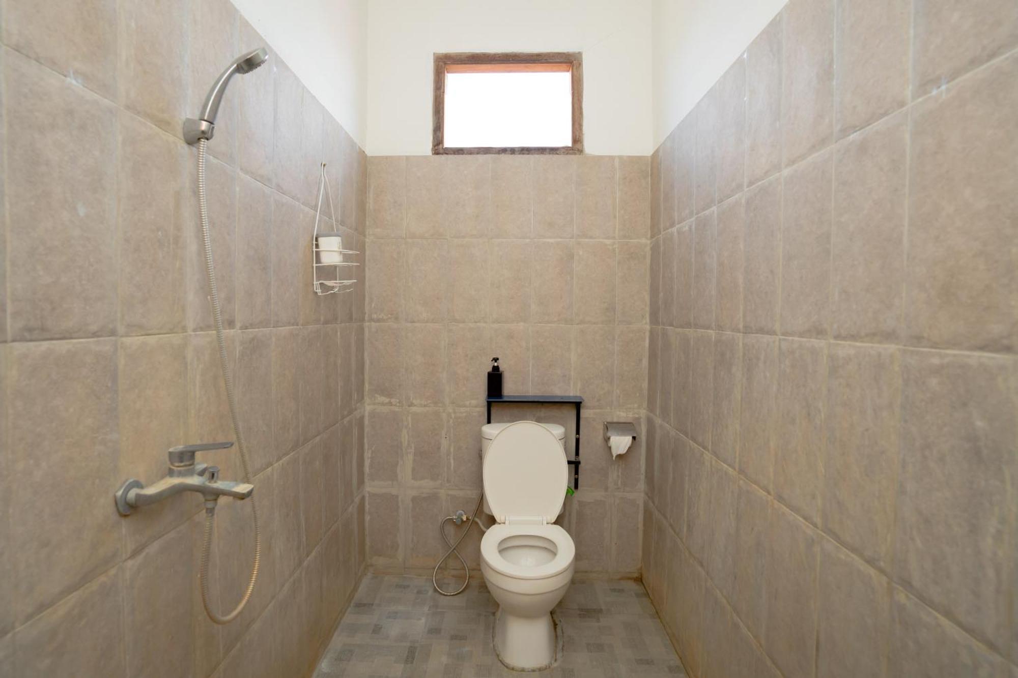 Reddoorz Syariah Near Lombok Epicentrum Mall Mataram Dış mekan fotoğraf