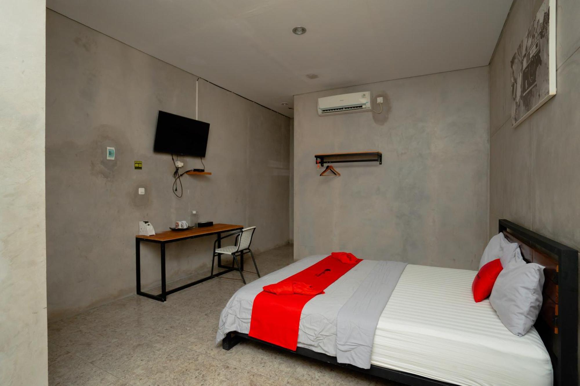 Reddoorz Syariah Near Lombok Epicentrum Mall Mataram Dış mekan fotoğraf