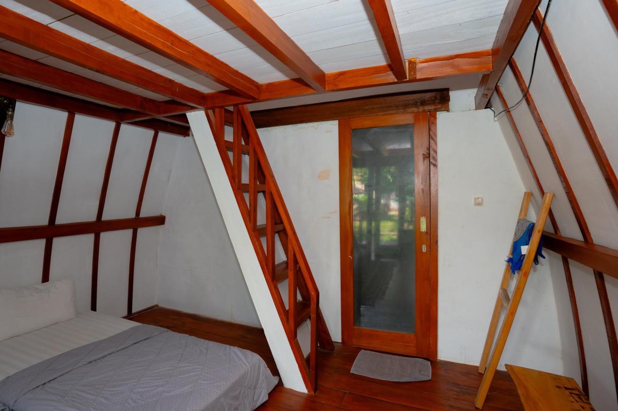 Reddoorz Syariah Near Lombok Epicentrum Mall Mataram Dış mekan fotoğraf