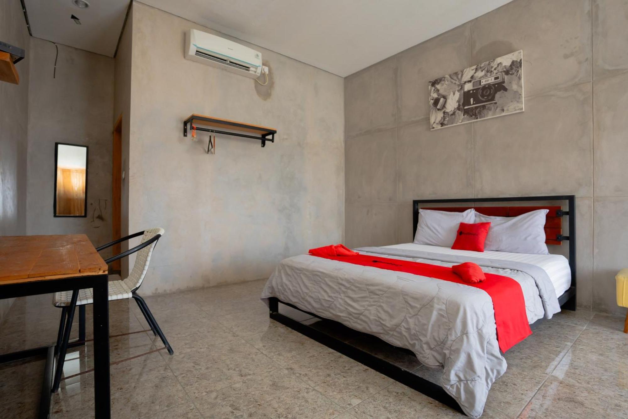 Reddoorz Syariah Near Lombok Epicentrum Mall Mataram Dış mekan fotoğraf