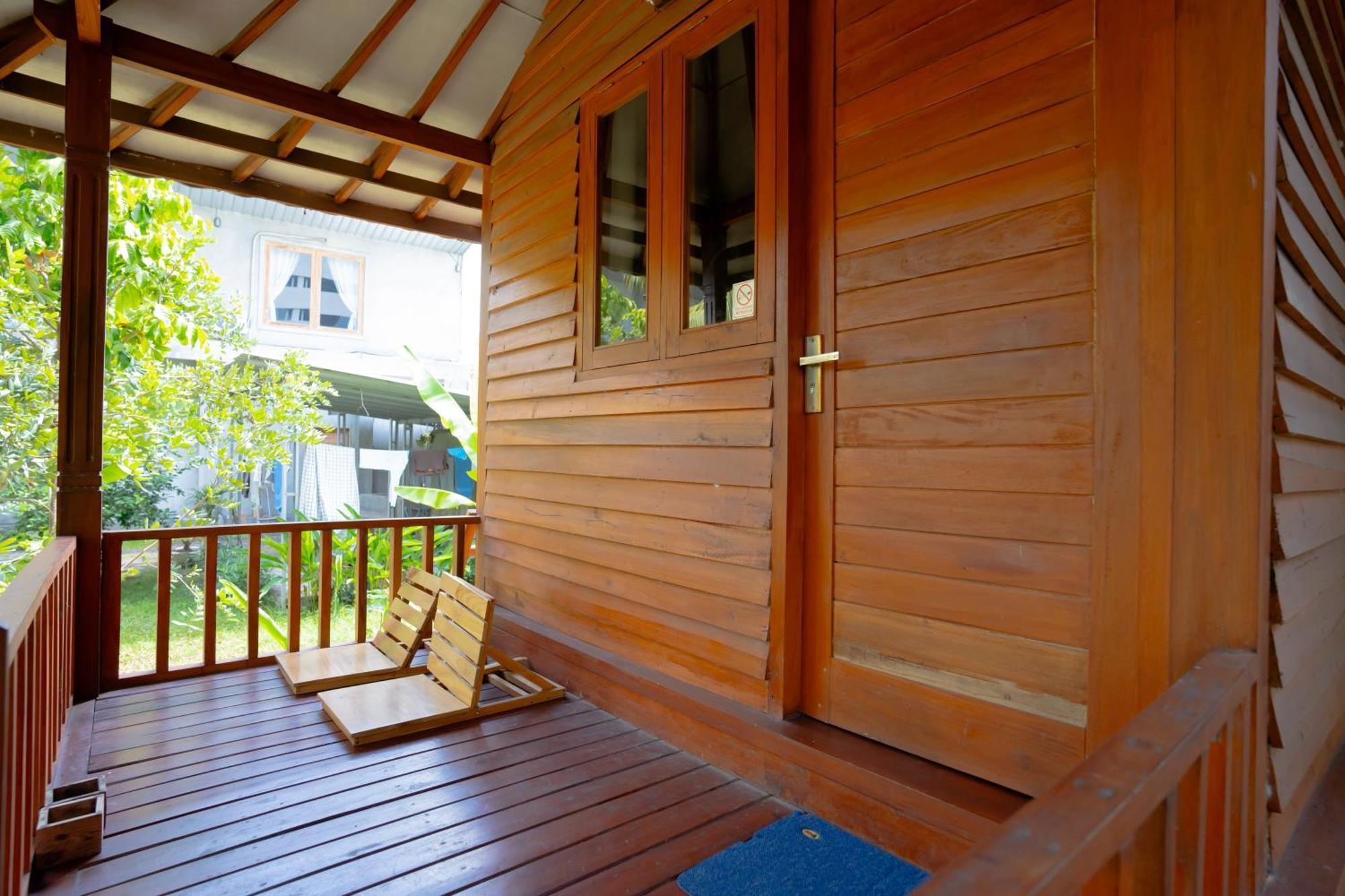 Reddoorz Syariah Near Lombok Epicentrum Mall Mataram Dış mekan fotoğraf
