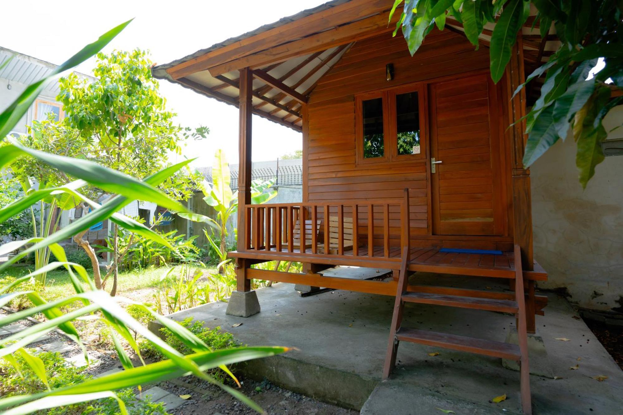 Reddoorz Syariah Near Lombok Epicentrum Mall Mataram Dış mekan fotoğraf