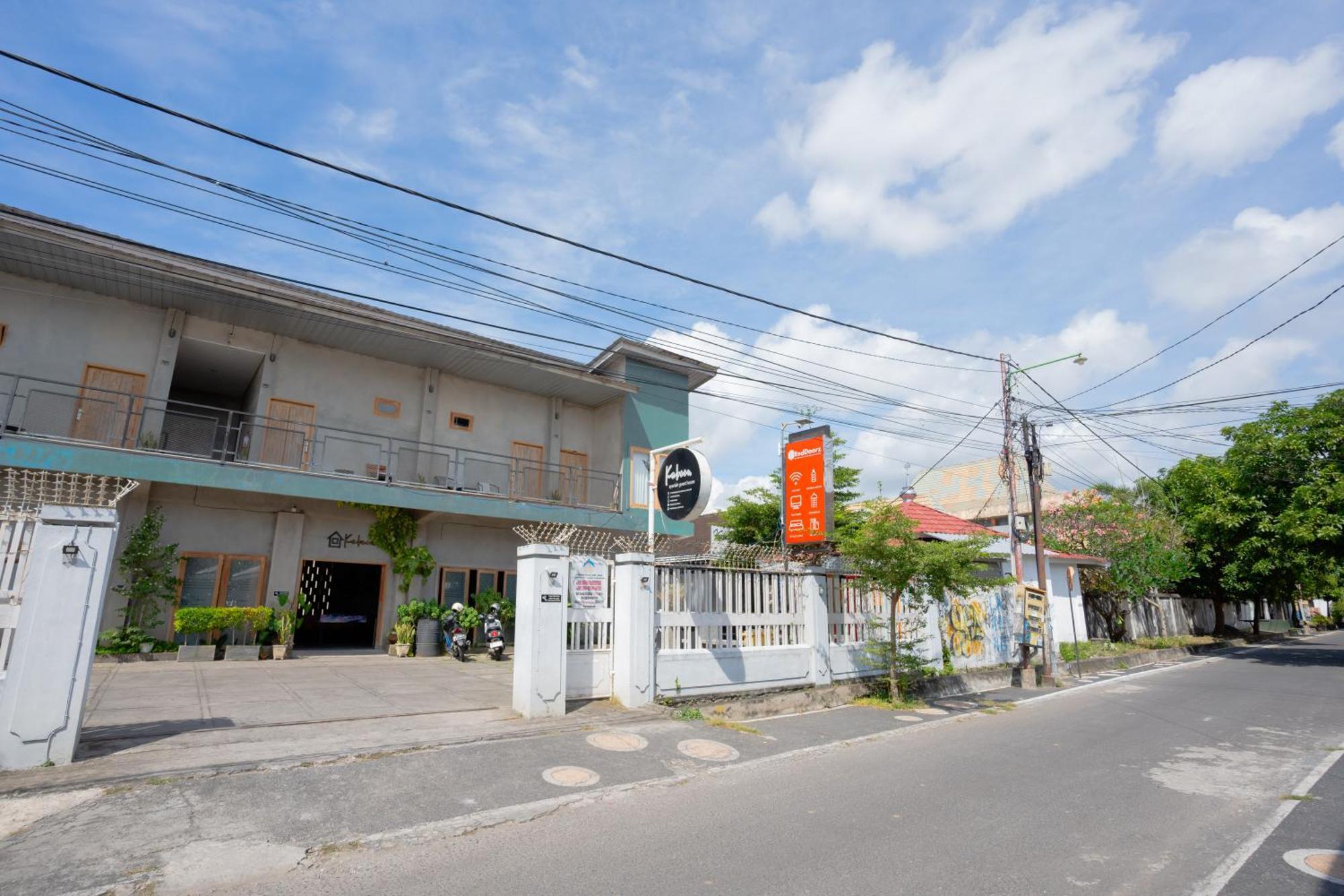 Reddoorz Syariah Near Lombok Epicentrum Mall Mataram Dış mekan fotoğraf
